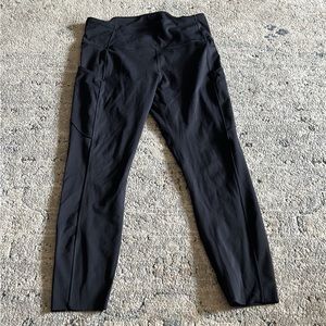 Lululemon Speed Crops